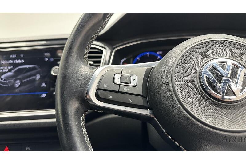 Used Volkswagen T-Roc 2019 for sale - 76784349: Photo 39