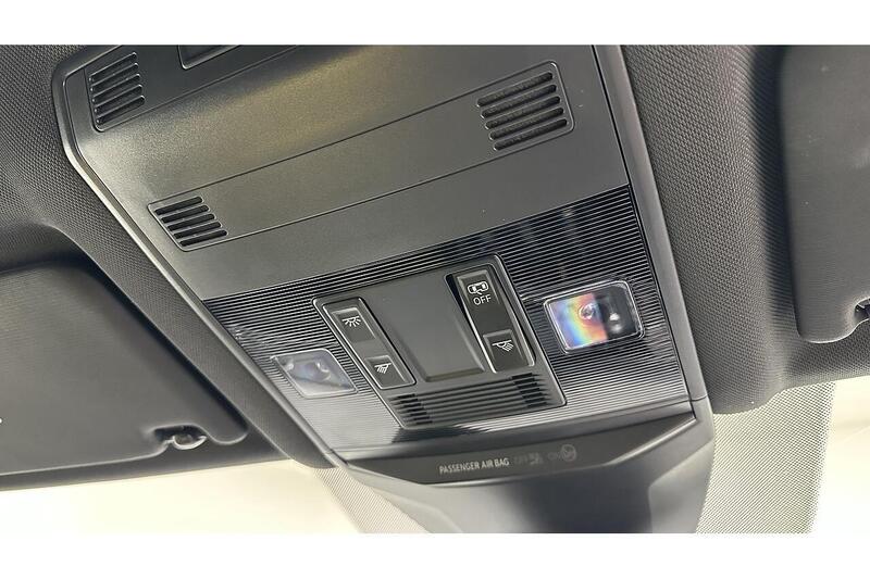 Used Volkswagen T-Roc 2019 for sale - 76784349: Photo 49