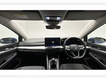 Used Volkswagen Golf 2024 for sale - 79124644: Photo