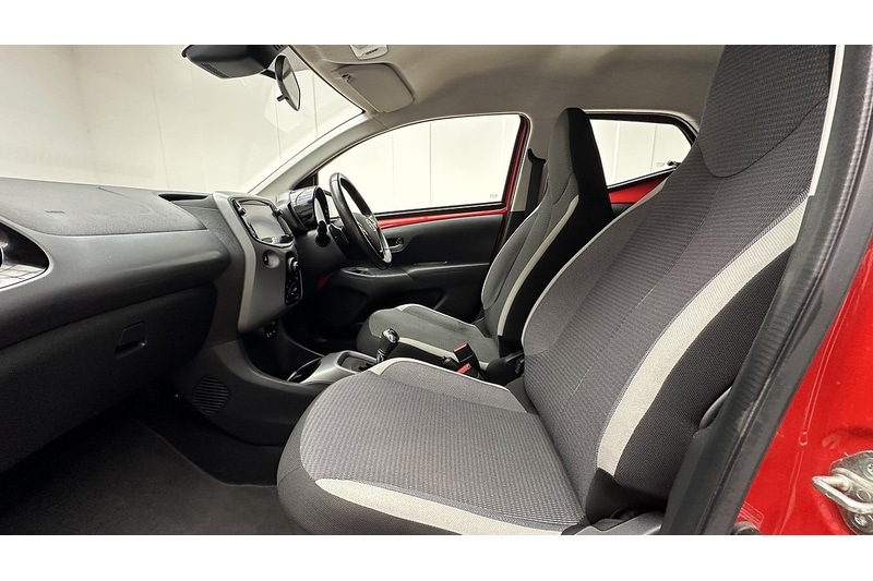 Used Toyota AYGO 2021 for sale - 76784459: Photo 19