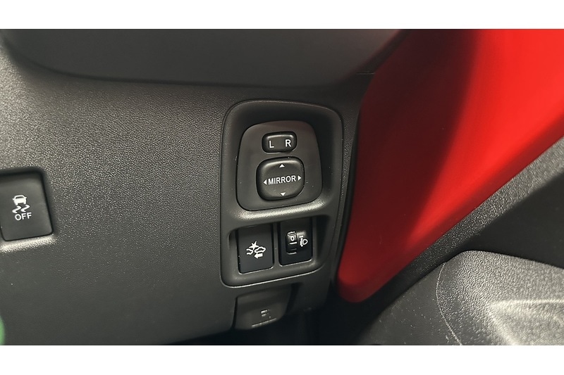 Used Toyota AYGO 2021 for sale - 76784459: Photo 27