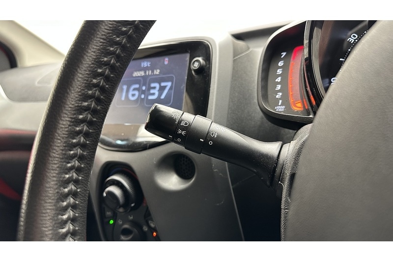 Used Toyota AYGO 2021 for sale - 76784459: Photo 28