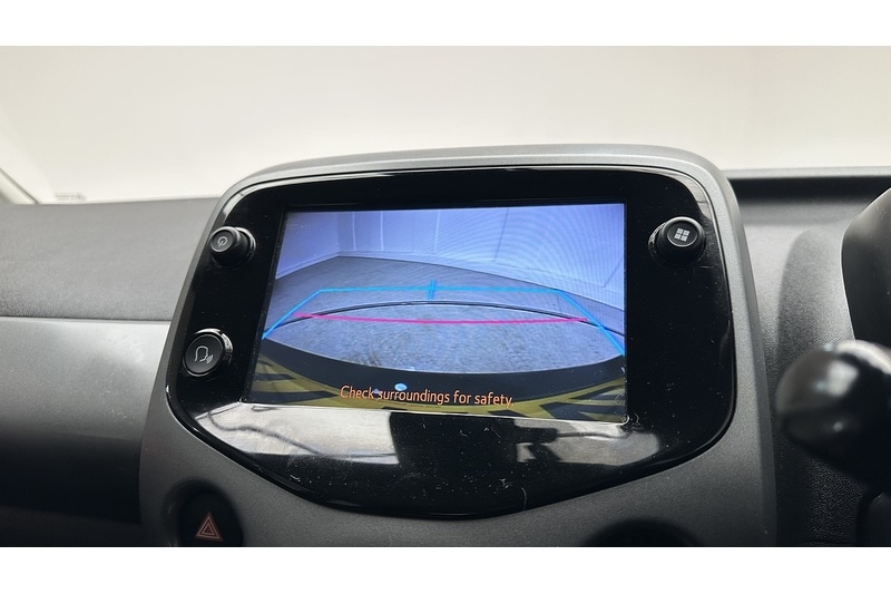 Used Toyota AYGO 2021 for sale - 76784459: Photo 36