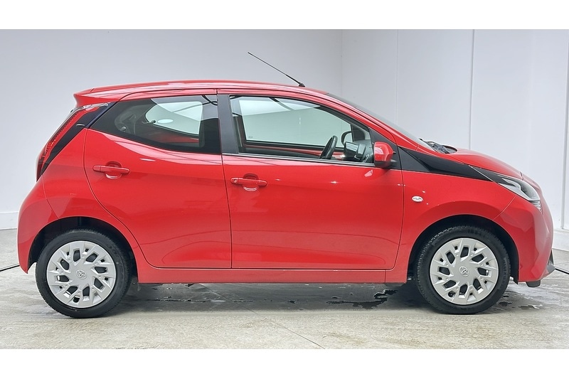 Used Toyota AYGO 2021 for sale - 76784459: Photo 6