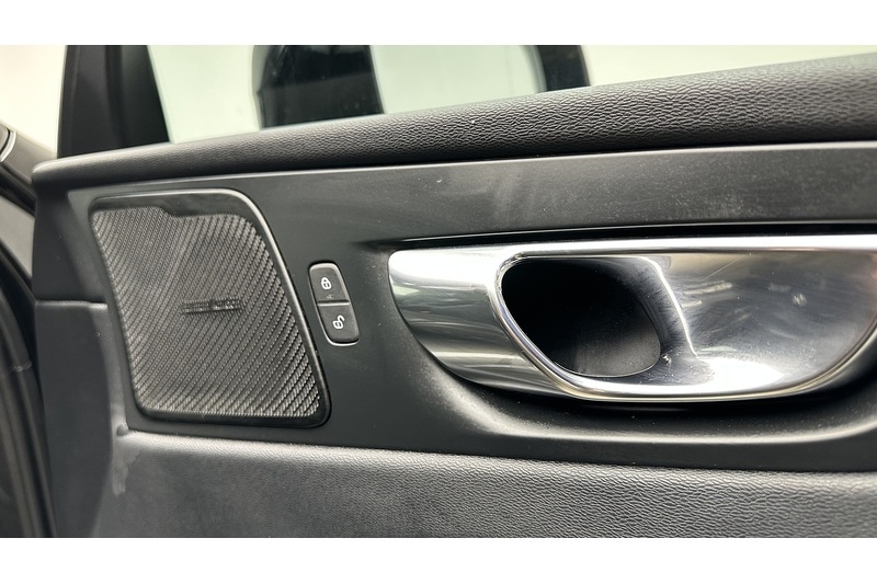 Used Volvo XC60 2022 for sale - 77547822: Photo 37