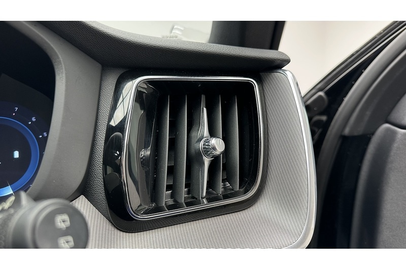 Used Volvo XC60 2022 for sale - 77547822: Photo 39