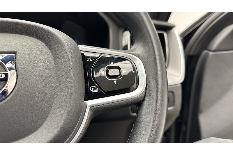 Used Volvo XC60 2022 for sale - 77547822: Photo 44