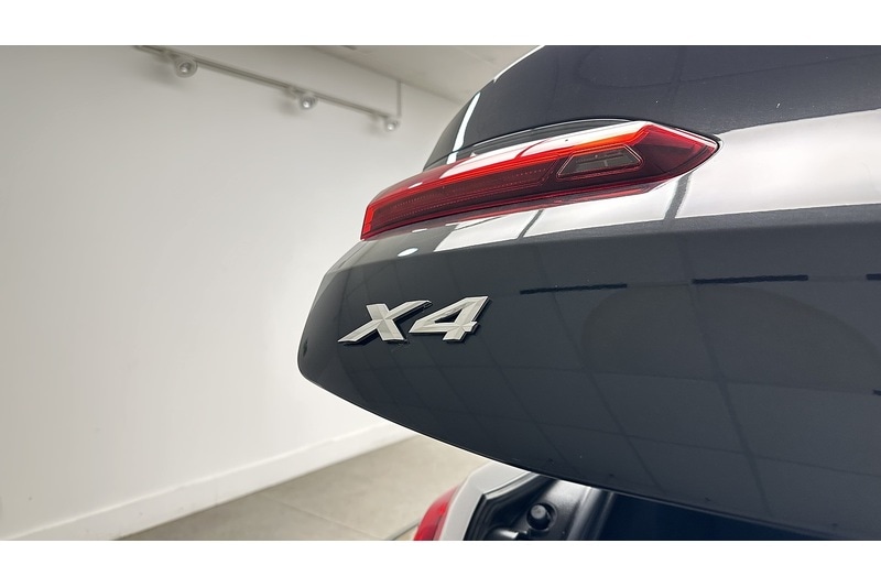 Used BMW X4 2019 for sale - 77984896: Photo 15