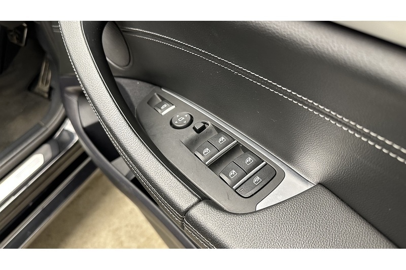 Used BMW X4 2019 for sale - 77984896: Photo 32