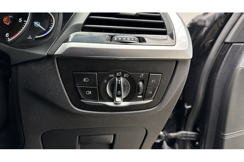 Used BMW X4 2019 for sale - 77984896: Photo 36