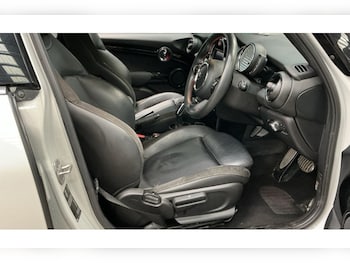 Used MINI Hatch 2021 for sale - 78715001: Photo