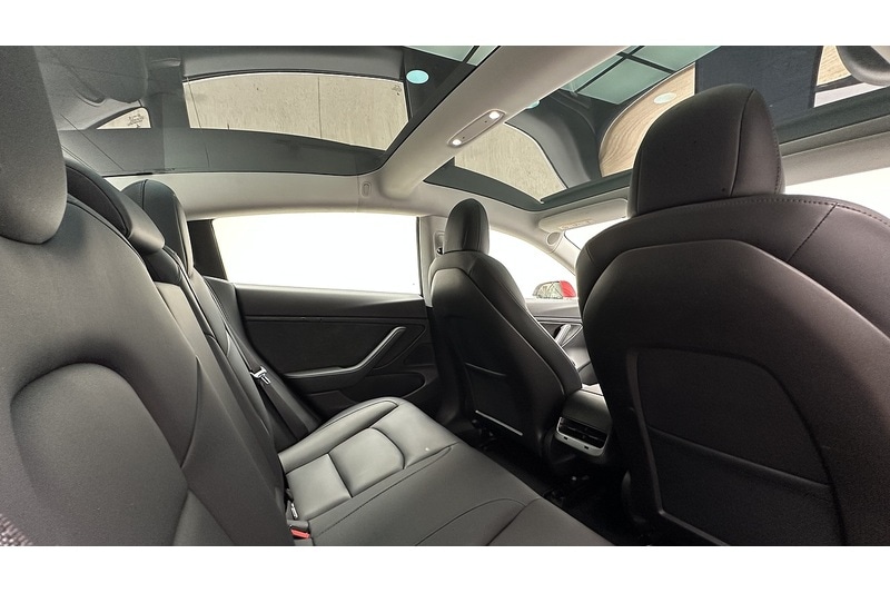 Used Tesla Model 3 2019 for sale - 76784402: Photo 30