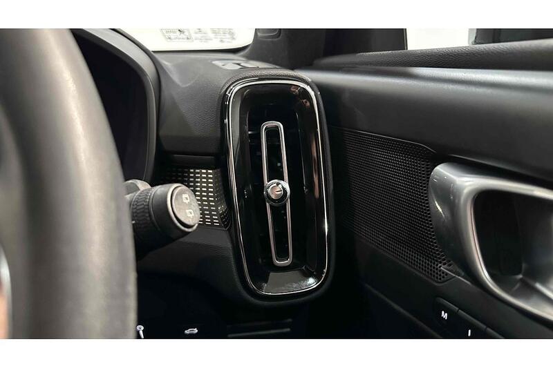 Used Volvo XC40 2022 for sale - 76784295: Photo 36