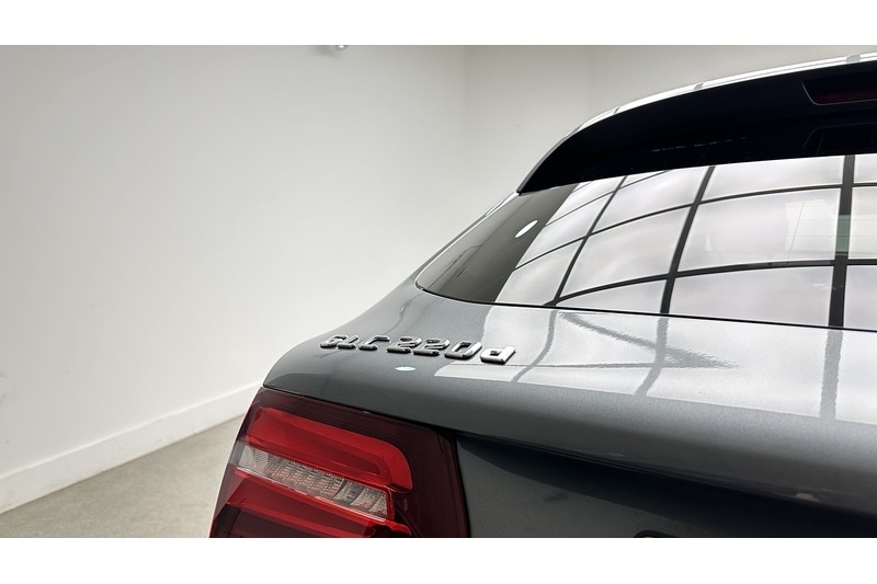 Used Mercedes-Benz GLC 2018 for sale - 77821949: Photo 14