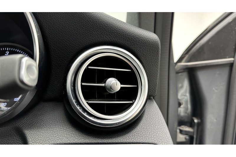 Used Mercedes-Benz GLC 2018 for sale - 77821949: Photo 39