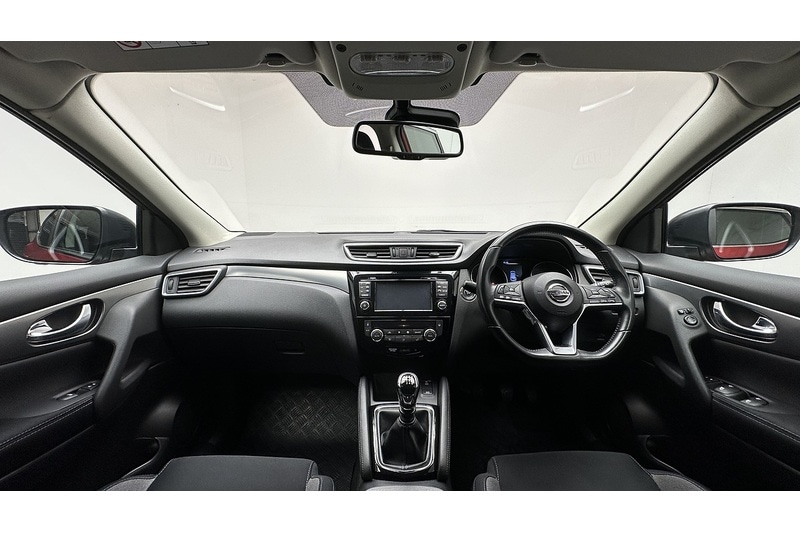 Used Nissan Qashqai 2017 for sale - 78097553: Photo 2