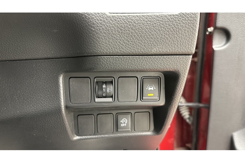 Used Nissan Qashqai 2017 for sale - 78097553: Photo 31