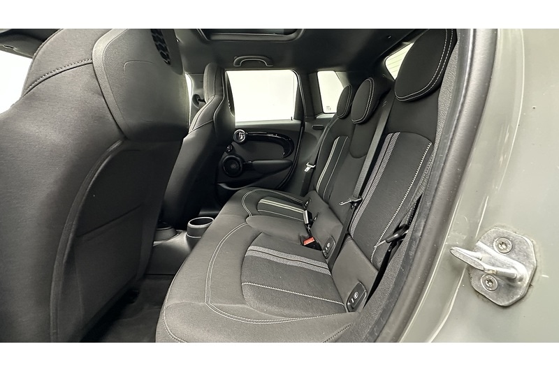 Used MINI Hatch 2019 for sale - 77077850: Photo 24