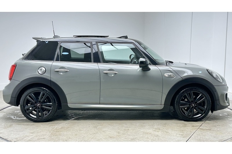 Used MINI Hatch 2019 for sale - 77077850: Photo 5