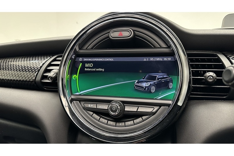 Used MINI Hatch 2019 for sale - 77077850: Photo 50