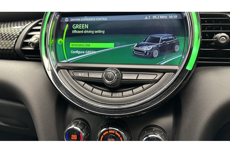 Used MINI Hatch 2019 for sale - 77077850: Photo 53