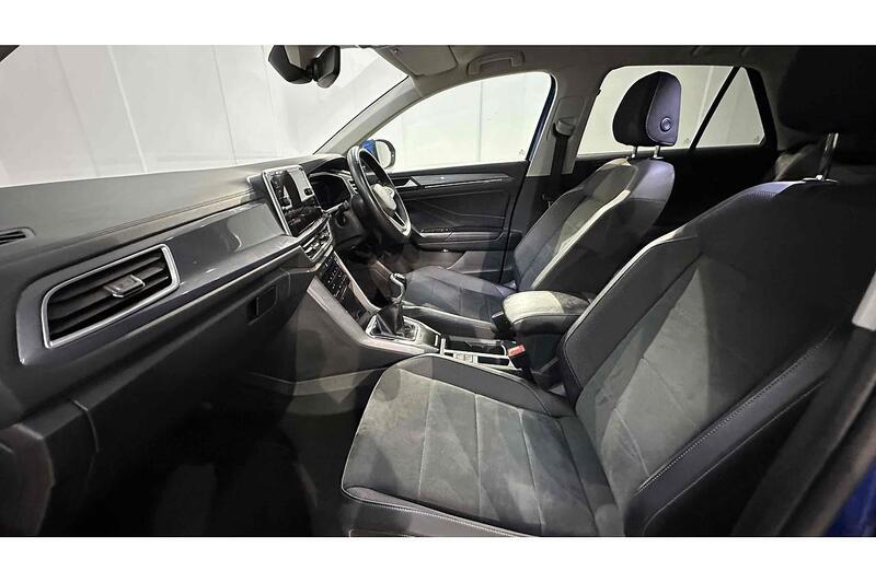 Used Volkswagen T-Roc 2022 for sale - 76784324: Photo 19