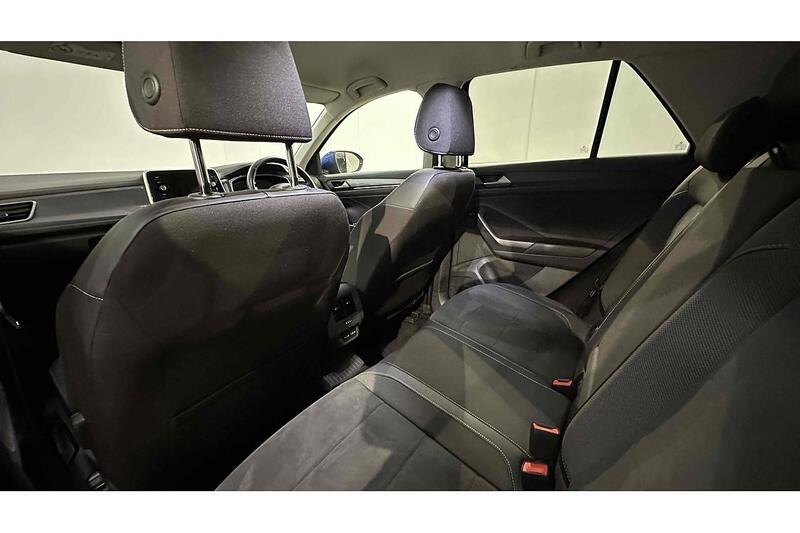 Used Volkswagen T-Roc 2022 for sale - 76784324: Photo 22