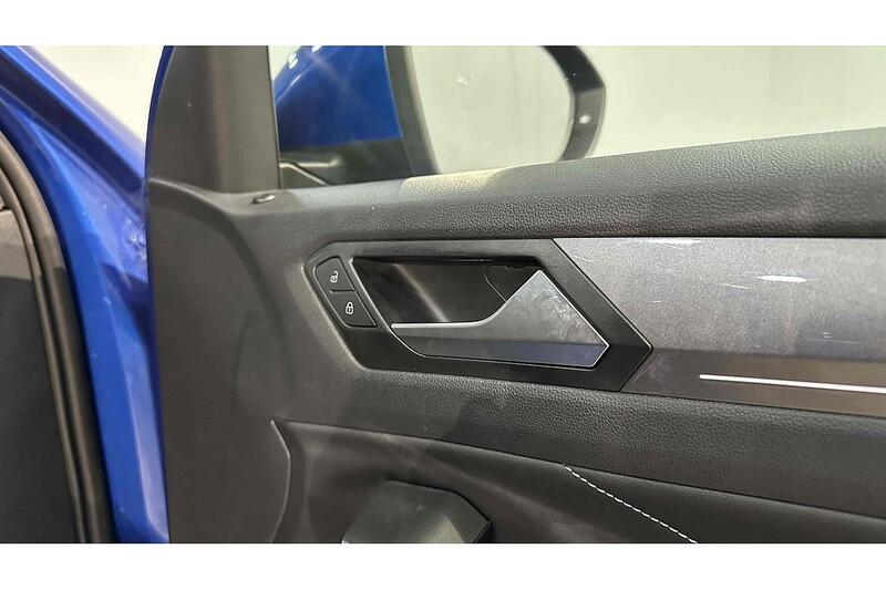 Used Volkswagen T-Roc 2022 for sale - 76784324: Photo 30