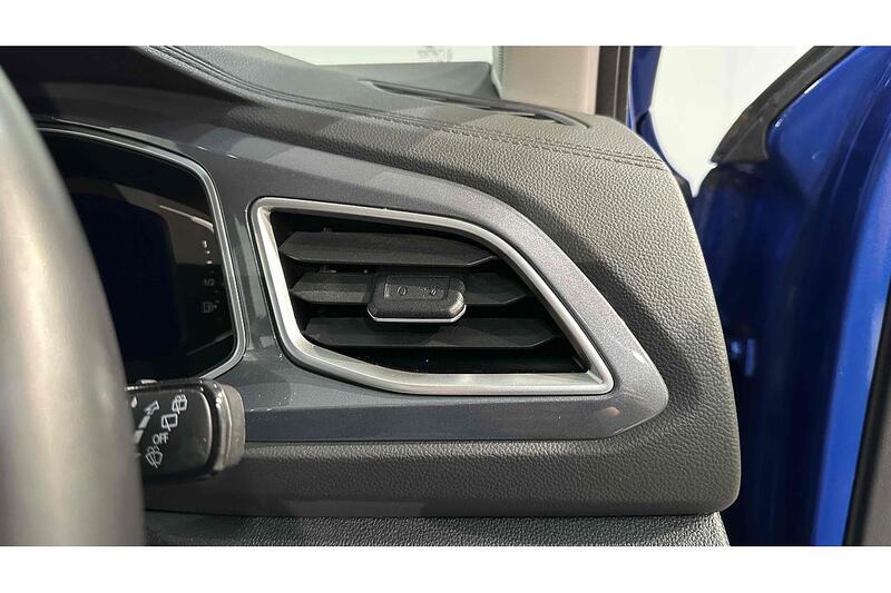 Used Volkswagen T-Roc 2022 for sale - 76784324: Photo 32