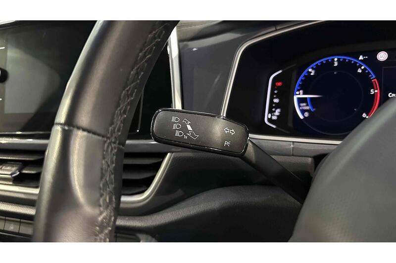 Used Volkswagen T-Roc 2022 for sale - 76784324: Photo 33