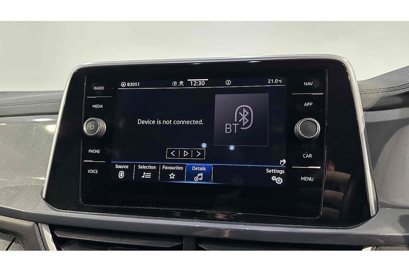 Used Volkswagen T-Roc 2022 for sale - 76784324: Photo 40