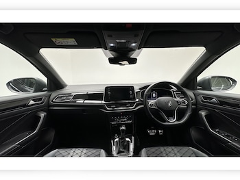 Used Volkswagen T-Roc 2022 for sale - 78743690: Photo