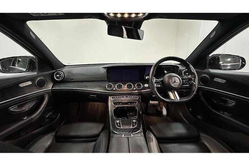 Used Mercedes-Benz E Class 2020 for sale - 76784601: Photo 2
