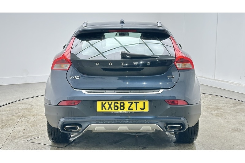 Used Volvo V40 2018 for sale - 77003314: Photo 10