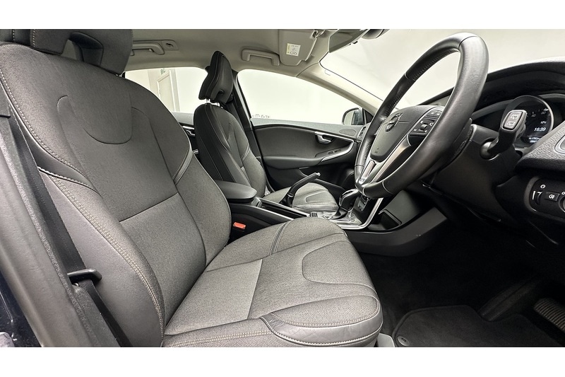 Used Volvo V40 2018 for sale - 77003314: Photo 25