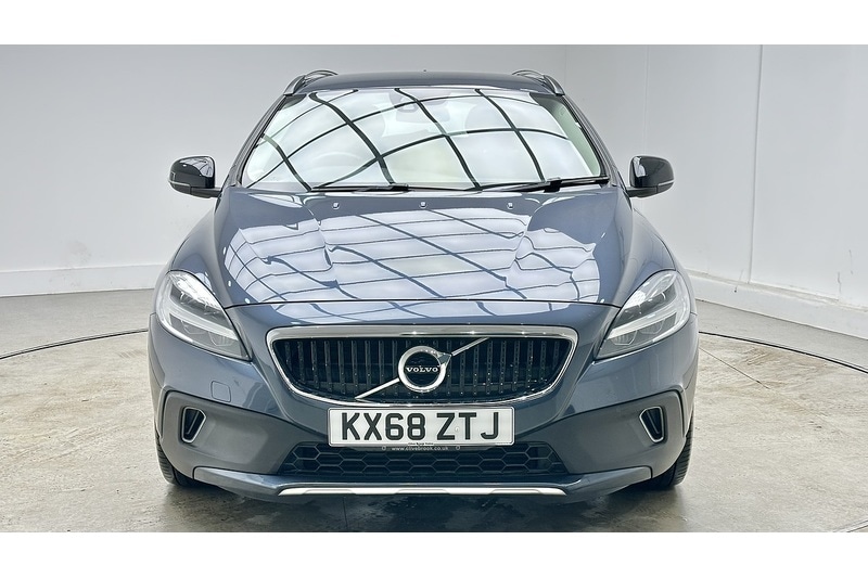 Used Volvo V40 2018 for sale - 77003314: Photo 4