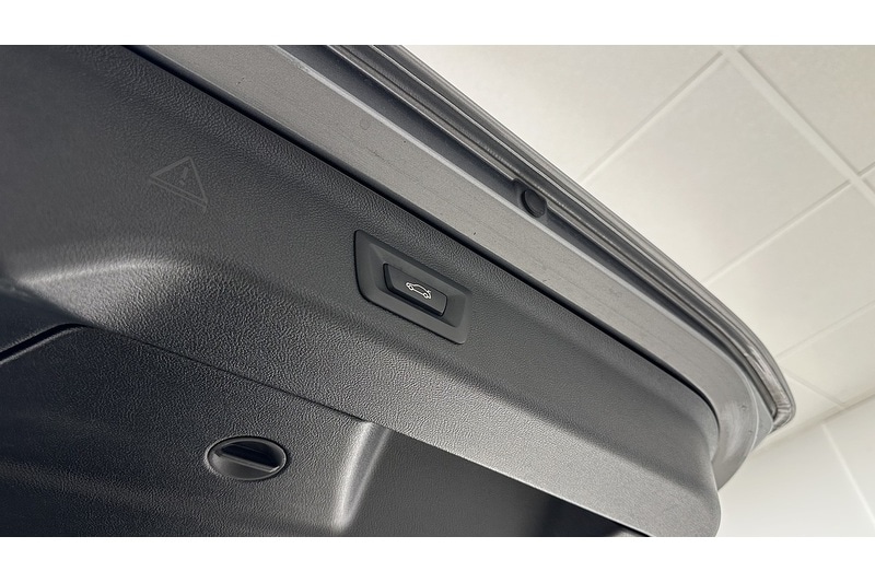 Used BMW 5 Series 2022 for sale - 77370251: Photo 54