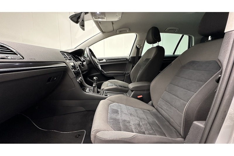 Used Volkswagen Golf 2016 for sale - 77379179: Photo 20