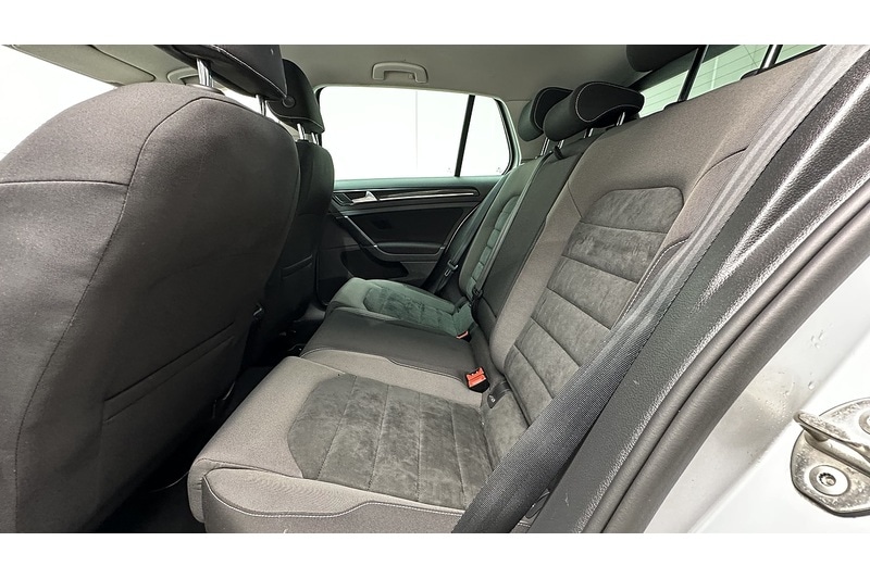 Used Volkswagen Golf 2016 for sale - 77379179: Photo 23