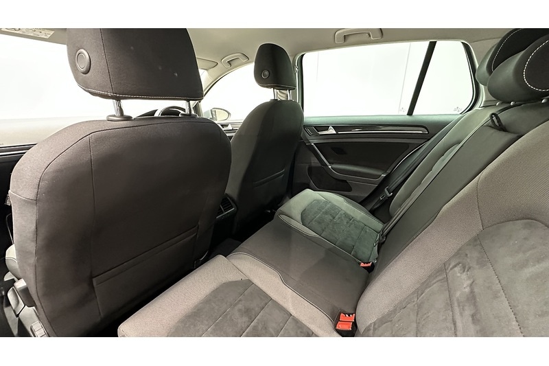 Used Volkswagen Golf 2016 for sale - 77379179: Photo 24