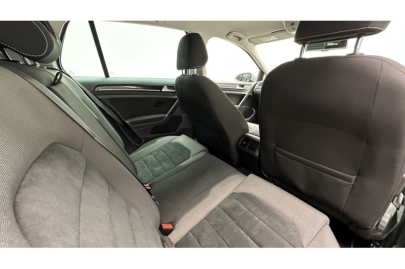 Used Volkswagen Golf 2016 for sale - 77379179: Photo 27