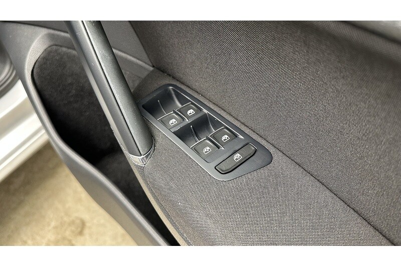 Used Volkswagen Golf 2016 for sale - 77379179: Photo 31