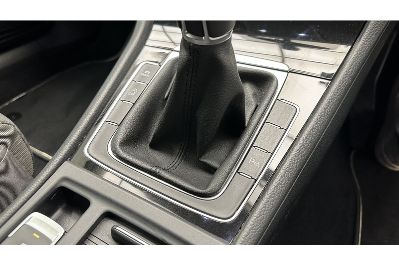 Used Volkswagen Golf 2016 for sale - 77379179: Photo 46