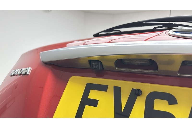 Used Toyota Yaris 2015 for sale - 76784419: Photo 16