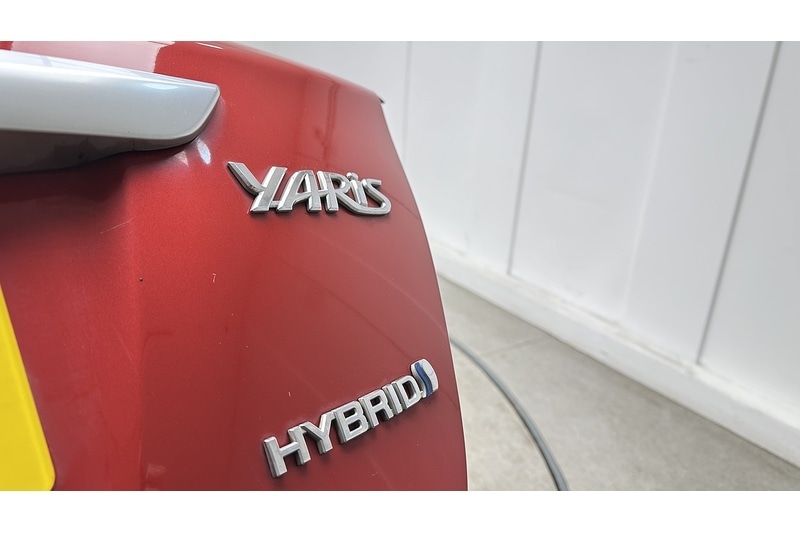 Used Toyota Yaris 2015 for sale - 76784419: Photo 17