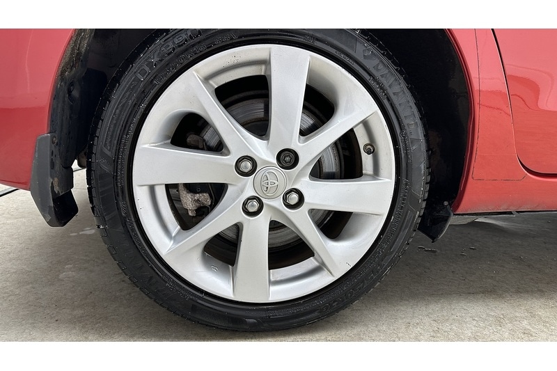 Used Toyota Yaris 2015 for sale - 76784419: Photo 19