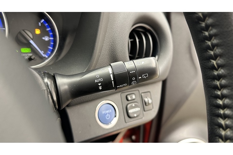 Used Toyota Yaris 2015 for sale - 76784419: Photo 37