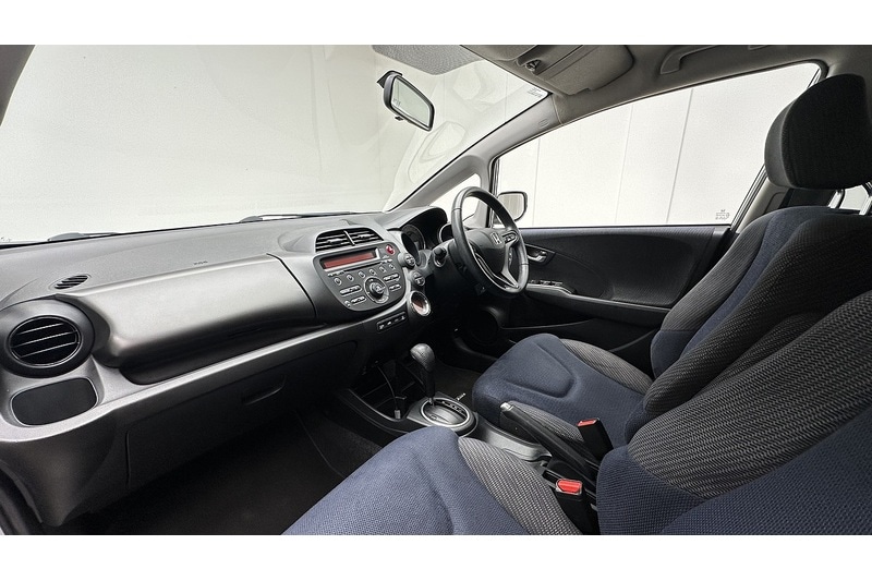 Used Honda Jazz 2015 for sale - 77188880: Photo 19