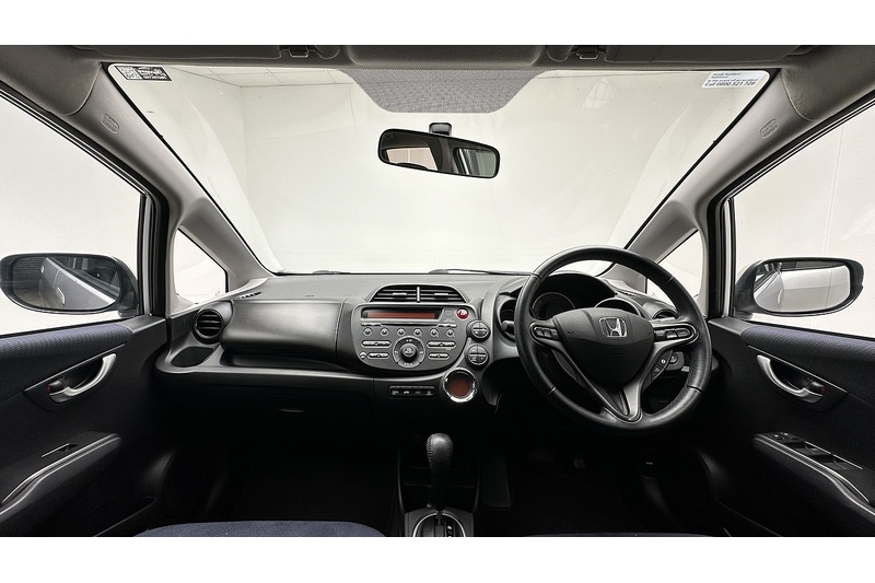 Used Honda Jazz 2015 for sale - 77188880: Photo 2