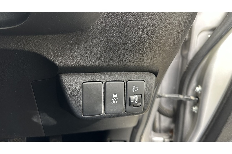 Used Honda Jazz 2015 for sale - 77188880: Photo 31